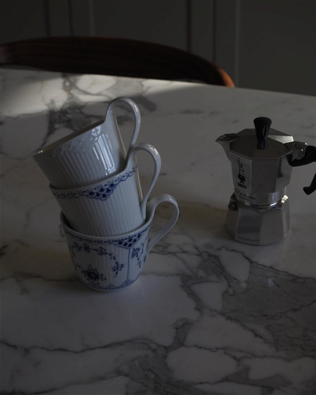 Coffee Mug Sizes 101: A Comprehensive Guide - CoffeeHolli.com